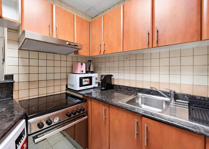 Stonetree - Stylish 1Br Near Marina Walk