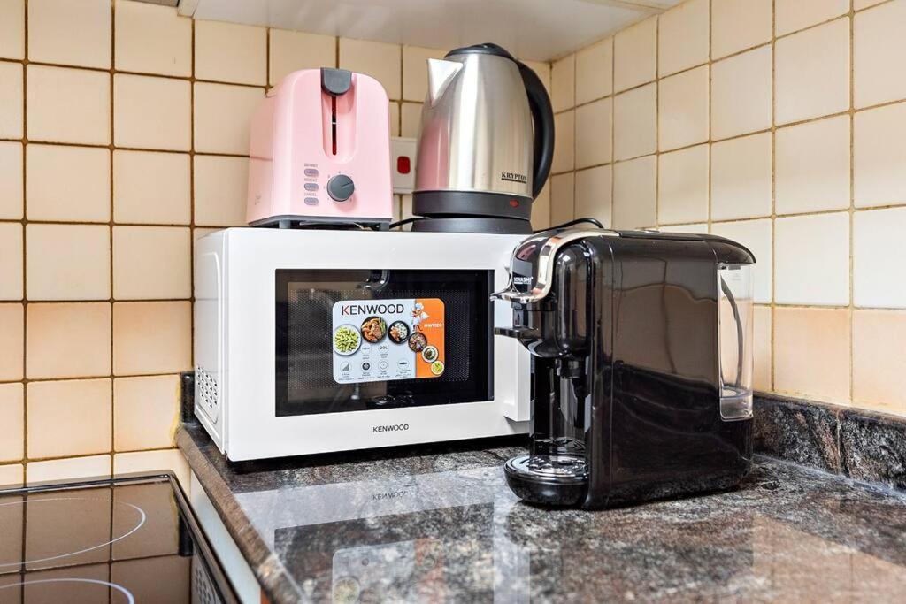 Stonetree - Stylish 1br Near Marina Walk Apartment